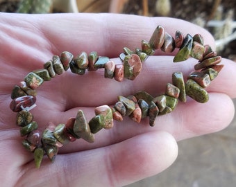 Unakite Jasper Stretch 6" Bracelet, Drilled Gemstone Chip Beads Tumble Polished Unakite Gemstone Chip Stretchy Bracelet, Small Pebble Chip