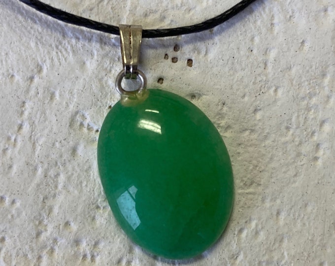 Green Aventurine Oval Carved Cabochon Pendant, Aventurine Green Quartz Oval Cabochon Cab Pendant, Top-Drilled Choice of Necklace Styles