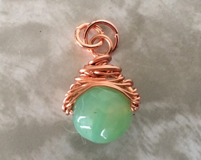 Faceted Green Agate Copper Wire Pendant, Handmade Jewelry, Green Agate Wire Wrapped Necklace With Cord and Clasp