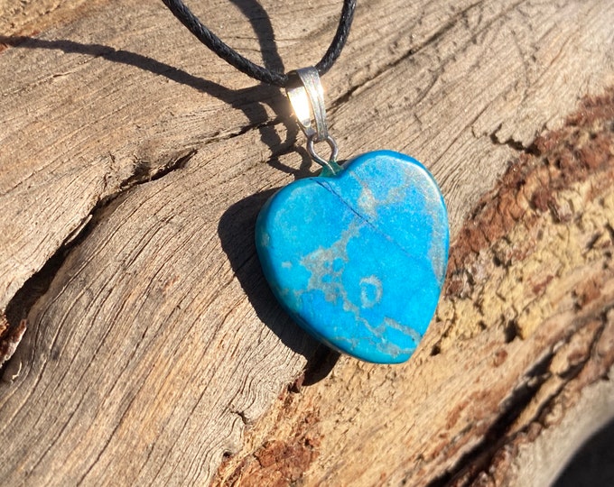 Turquoise Howlite Heart Shaped Carved Gemstone Pendant, Stone Heart Necklace Charm on Your Choice Chain/Cord, Turquoise Dyed Howlite Heart