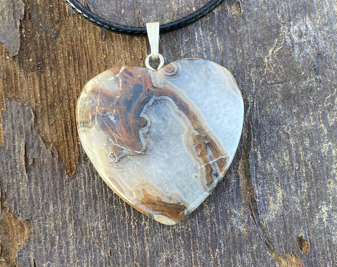 Large Agate Heart Pendant, Heart Shape Necklace, Agate Carved Heart, natural gemstone jewelry, heart jewelry charm bead