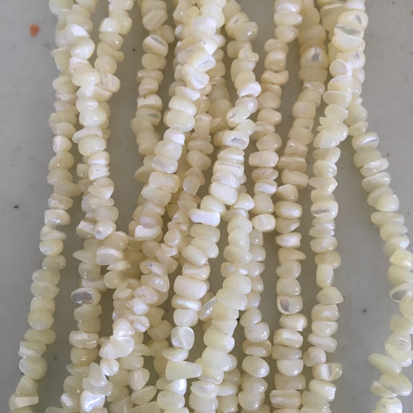 Mother of Pearl Chip Beads, White MOP Shell Tiny Beads 16" Full Strand Drilled Gemstone Chip Strand Necklace Polished mother-of-pearl shell