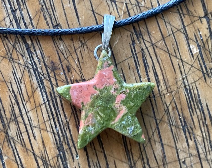 Unakite Star Shape Carved Gemstone Pendant, Green Quartz Necklace on Adjustable Cord, Natural Stone Jewelry, Healing Stones