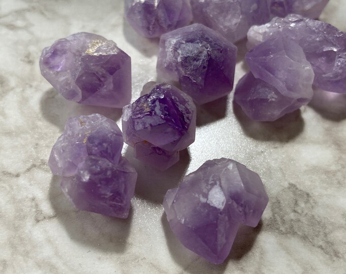 Natural Amethyst Points, Light Purple Amethyst Crystals, Rough Unpolished Amethyst Points, Gemstone, Purple Stone, February birthstone