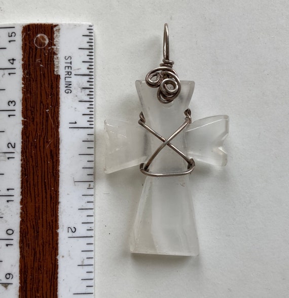 Onyx Cross Carved Gemstone Pendant, Banded Onyx S… - image 2