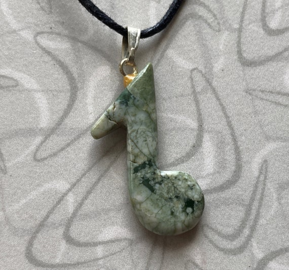 Tree Agate Musical Note Green White Shaped Carved… - image 2