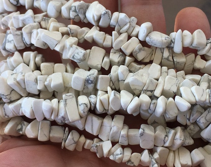 Howlite Gemstone Chip Strand 32" Full Strand Drilled, Tumble Polished Crystal Gemstone Chip Necklaces, Drilled Pebble Small Chips