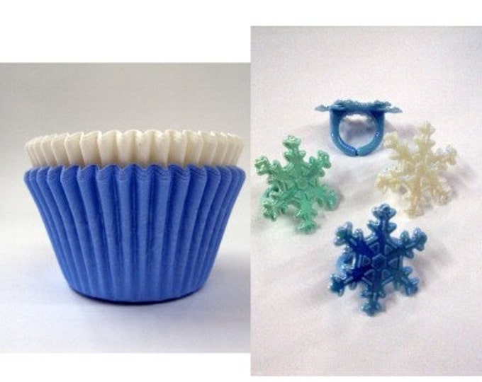 Snowflake Rings with Light Blue and White Baking Cups