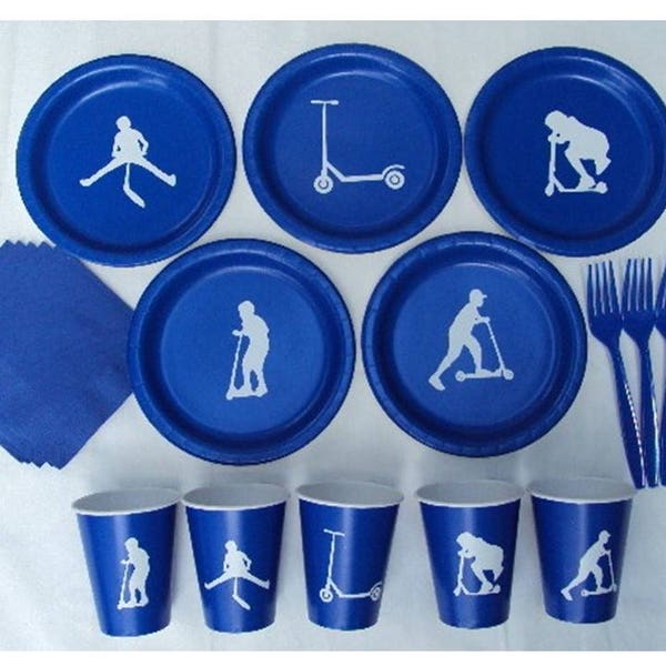 Scooter Party Tableware Set for 5 People - Boys or Girls