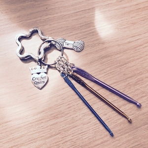 NON PERSONALISED Mini Crochet Hooks Crochet on the go Emergency Crochet Kit Personalised Keyring Keychain Crochet Queen