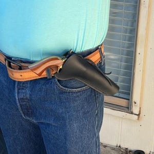1862 Pocket Police Revolver 5 1/2 inch barrel Cross Draw Holster.