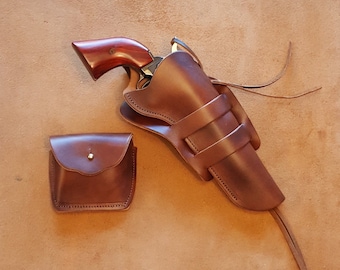 Western Gun Leather Heritage Rough Rider Cross Draw Holster for 6 1/2 inch barrel with ammo pouch.