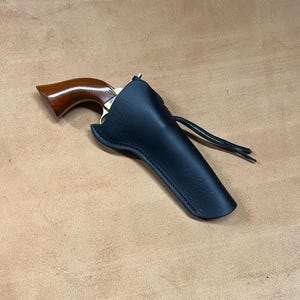 1862 Pocket Police Revolver 4 1/2 inch barrel Cross Draw Holster.
