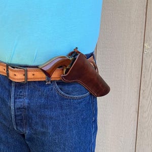 1862 Pocket Police Revolver 4 1/2 inch barrel Cross Draw Holster.