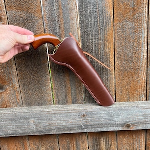 1862 Pocket Police Revolver 6 1/2 inch barrel Cross Draw Holster.