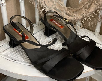 Unlisted Shoes - Etsy
