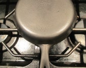 Vintage Wagner Ware 3 Cast Iron Skillet 1053