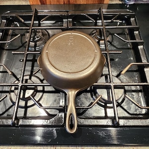 Vintage Lodge #5 Cast Iron Skillet