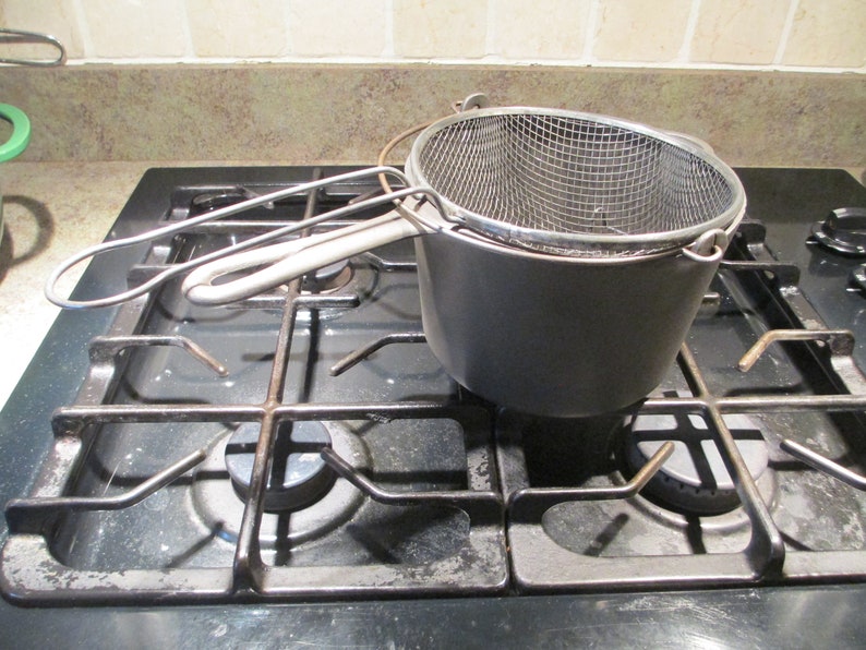 Vintage Wagner Ware Cast Iron Deep Fat Fryer Pot 1265 Etsy