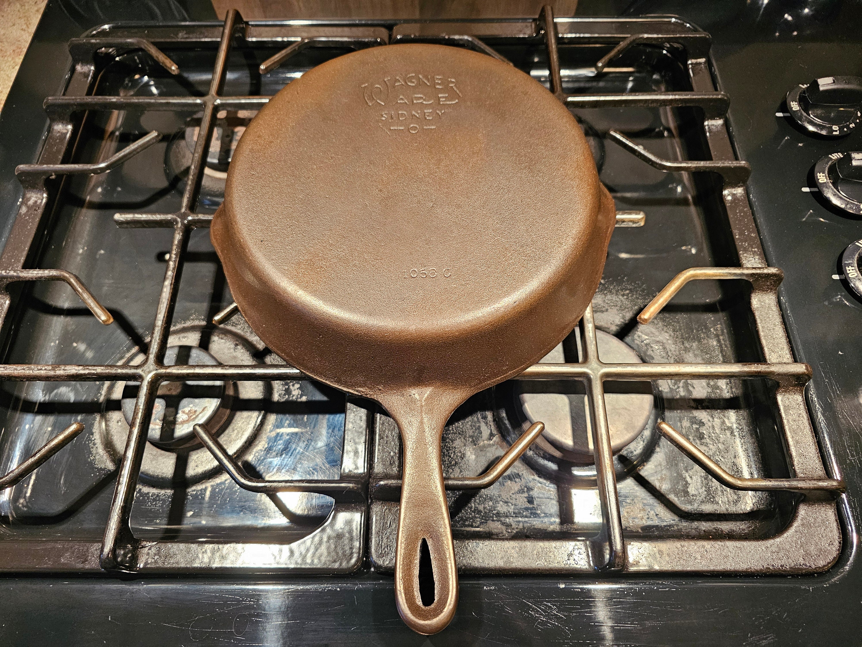 Fully Restored WAGNER Cast Iron SKILLET Frying Pan #8 MODEL 1058 USA -  household items - by owner - housewares sale 