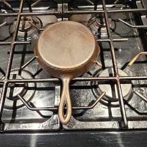 Vintage Favorite #3 Hammered Cast Iron Skillet