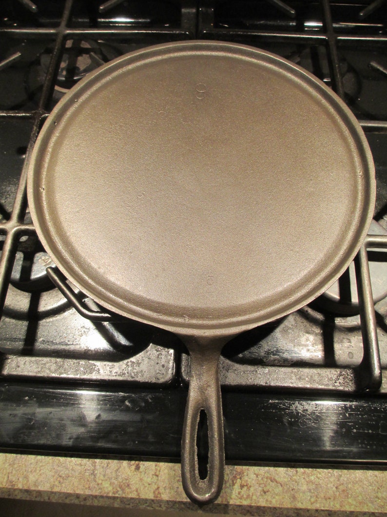 Vintage Lodge 9 Cast Iron Griddle Etsy