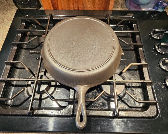 Vintage Lodge Cast Iron Skillet 10 Etsy