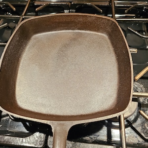 Vintage Birmingham Stove and Range Cast Iron Square Skillet
