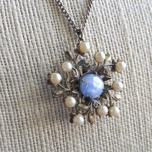 Vintage Faux Pearl and Purple Flower Necklace