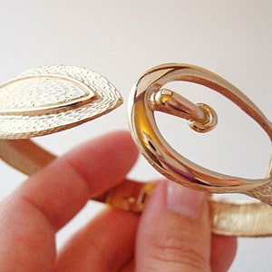 Vintage Gold Avon Buckle Bracelet image 3