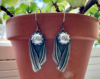 Gray pearl and sterling silver botanical statement earrings, silversmith jewelry