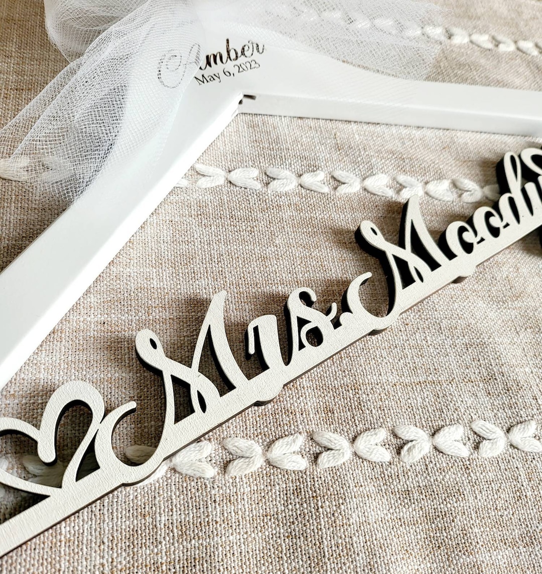 Laser Cut /laser Engraving/ Wedding Dress Hanger / Mrs Hanger / Bride