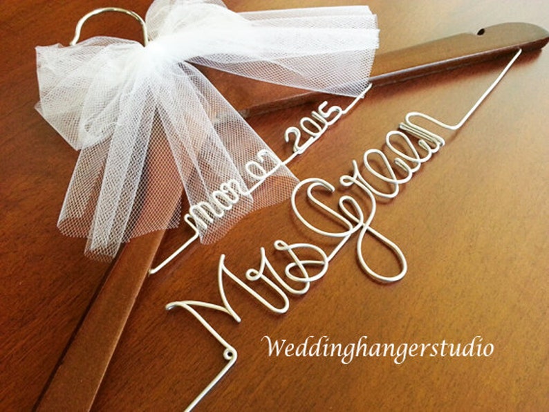 2 Line-Wedding dress Hanger with date, Name Hanger, Bride Hanger,Personalized Hanger, Bridesmaid, Bride Gift, Bridal Party gift 