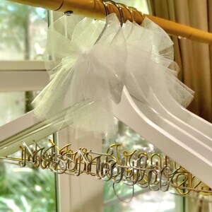 SALE / DISCOUNT / SET of 5 - 2 line name hangers/ wedding hangers / wedding hanger packages