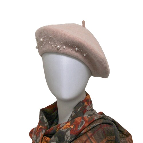 Classic Wool Beret Hat, French Beret, Fall Fashion Accessory, Felt
