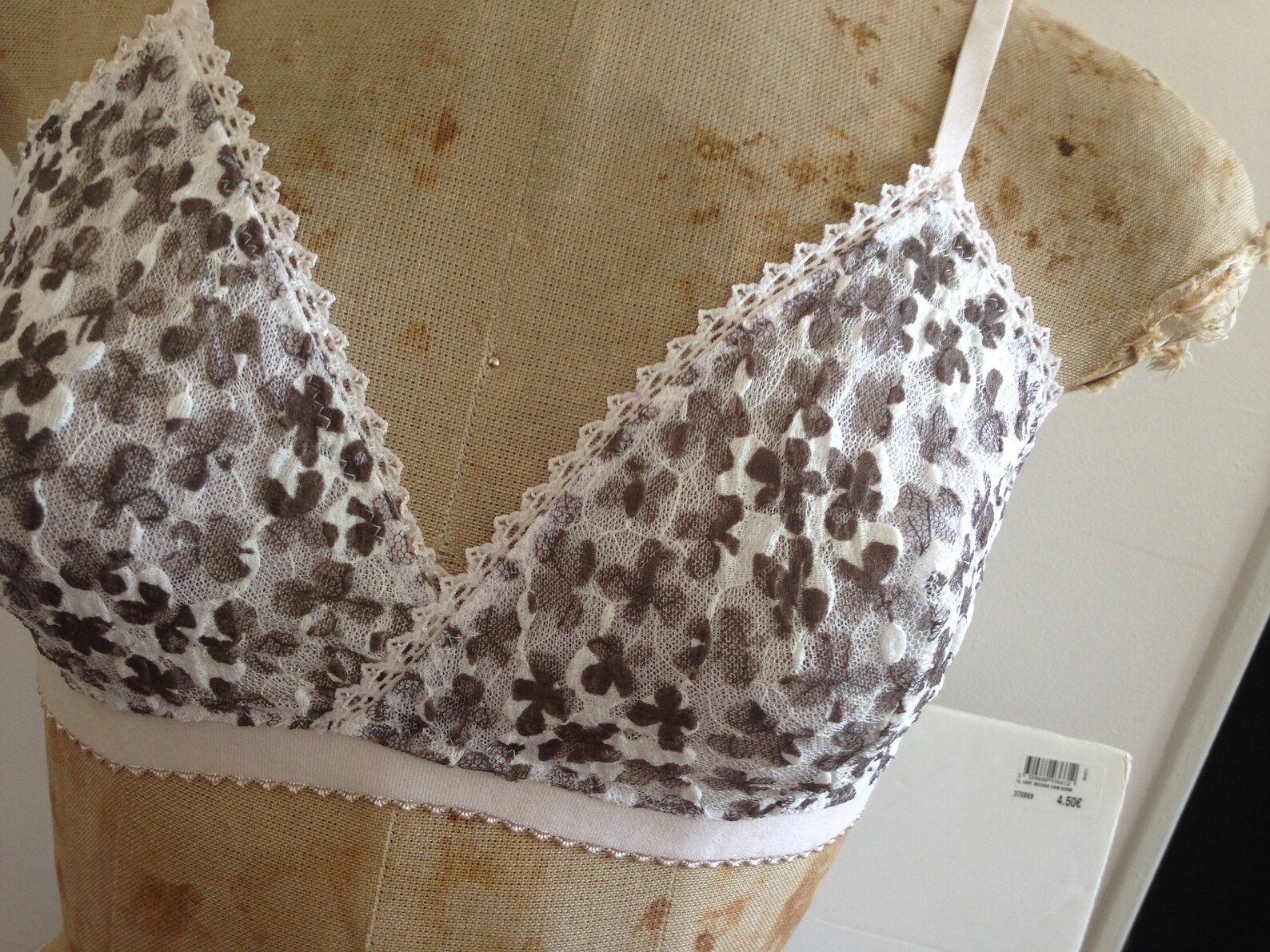 soutien gorge en 5 lettres