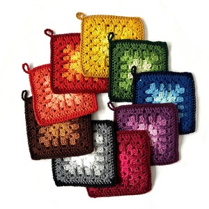 Granny Square Crochet Pot Holders | Colorful Gradients