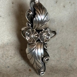 Large Vintage Navajo Sterling Silver 1 3/4 Inch Long Squash Blossom Ring Size 6