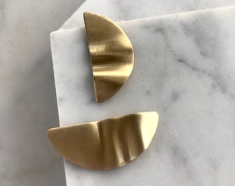 NOTUS STUDS - minimal everyday gold handmade half circle cute chic simple brass wavy 80's gorgeous medium sized trendy bold stud earrings