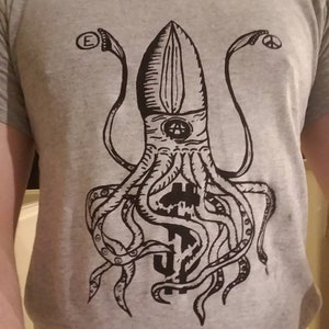Squid Anarchy Shirt - Anti-capitalist shirt
