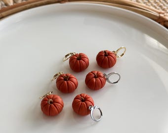 Pumpkin Dangle Earrings / Hypoallergenic