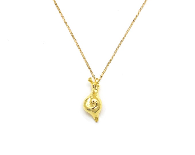 snail necklace