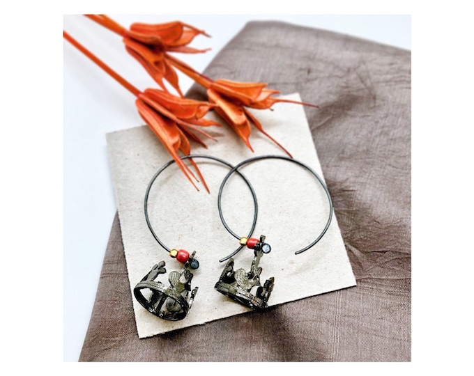 hoop earrings with crowns