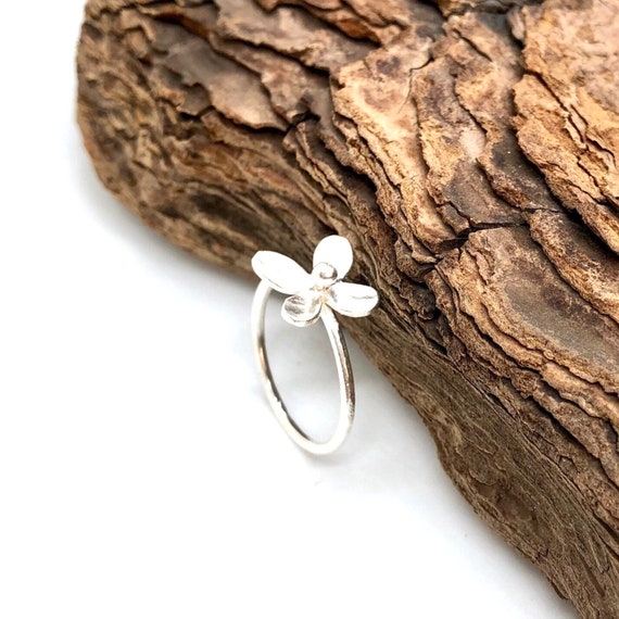 silver flower ring