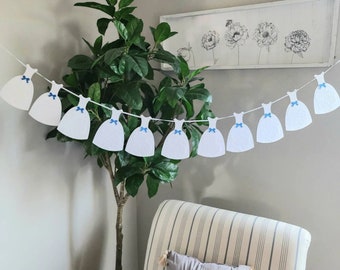 Bridal shower banner*Bridal shower garland/Dress banner/Wedding gown banner/Bridal shower decorations/Wedding decor/bridal shower party