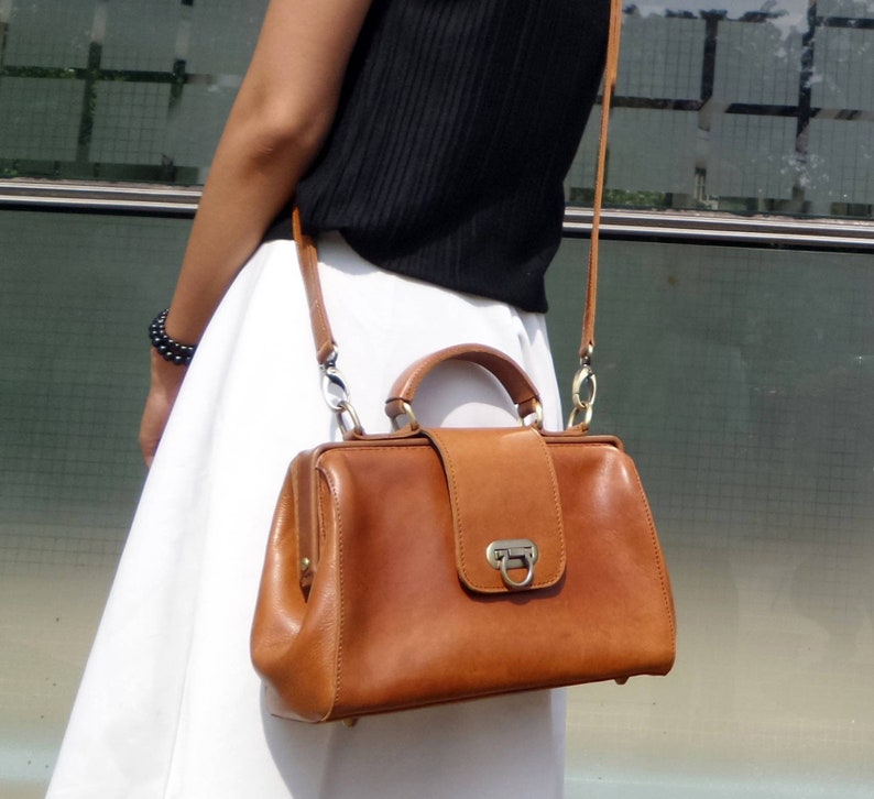 leather doctor bag style - leather handbag - leather cross body