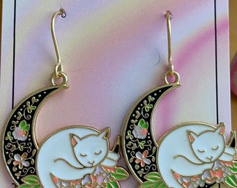 Pendientes de gato en la luna Pendientes de gato Pendientes de luna Flor Luna Flor Gato Luna floral Amante de los gatos Joyas de gato Joyas de luna