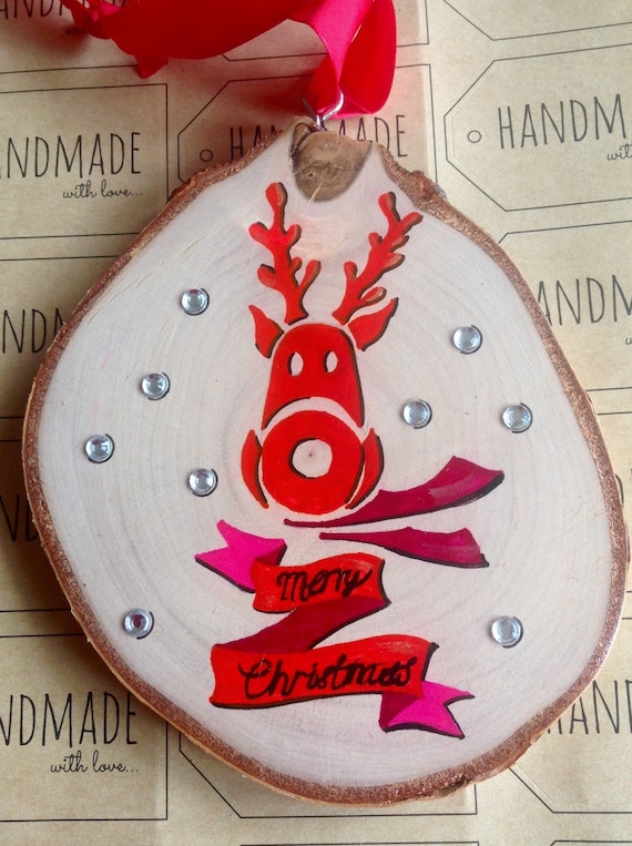 Reindeer ornament Christmas Decor Festive Home Decor Rudolf Painted Log Slice Christmas Wall Hanging Christmas Tree Decor