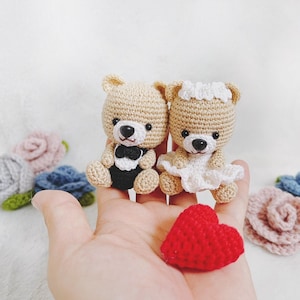 Cake Toppers - Bear Wedding Cake Topper - Bear Cake Topper - Wedding Cake Topper - Bride and Groom Cake Topper - Crochet Cake Topper