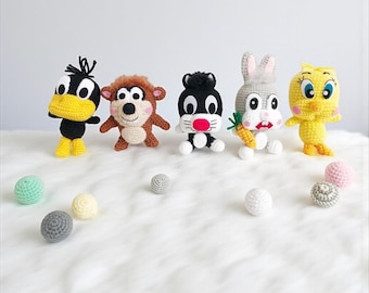 Crochet Looney Tunes Amigurumi: Handmade Nursery Decor